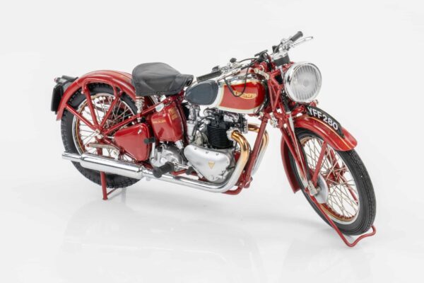 Minichamps - 1:12 Triumph Speed Twin (1939) Red - Diecast Model 11 Minichamps - 1:12 Triumph Speed Twin (1939) Red - Diecast Model