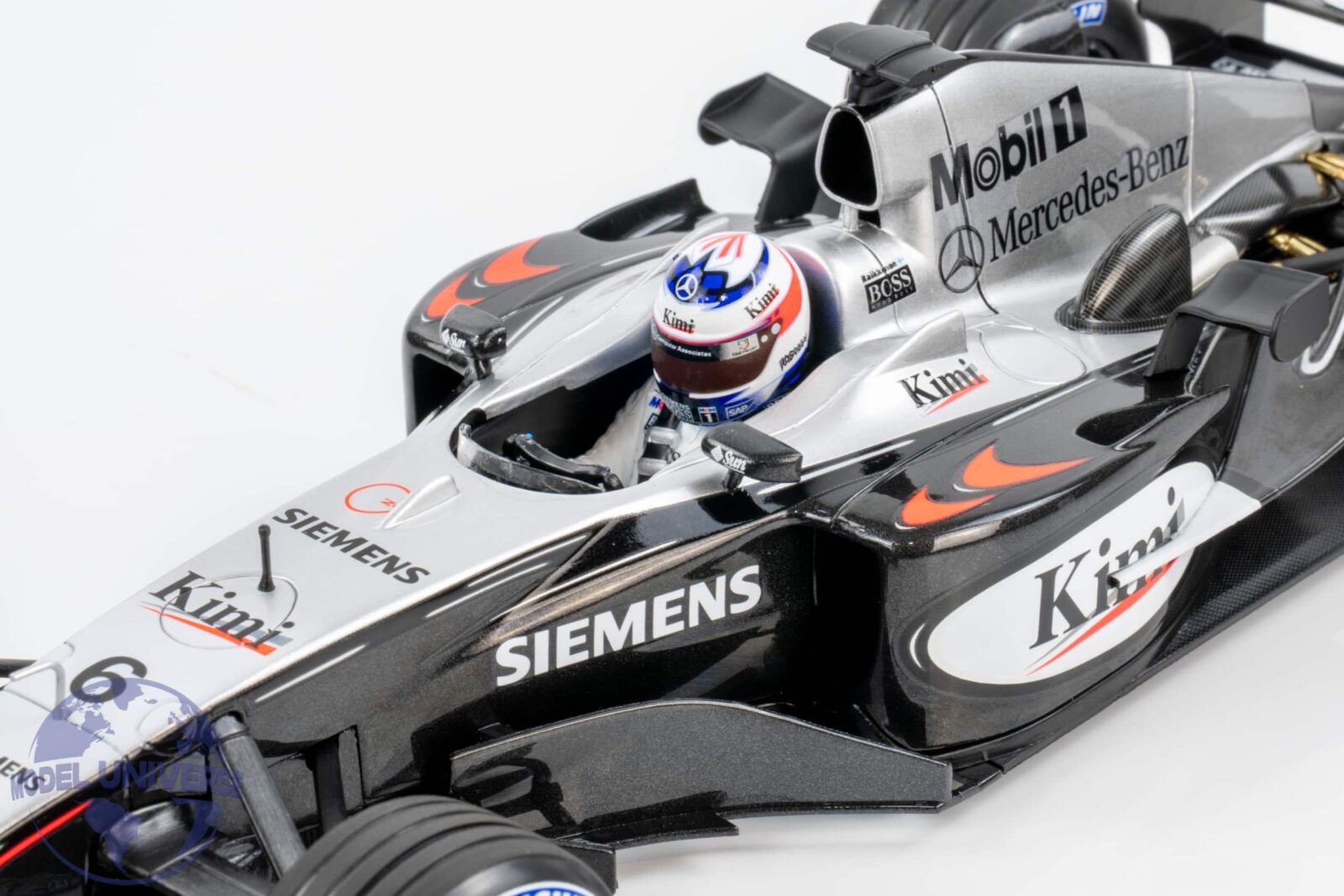 Minichamps 1:18 McLaren Mercedes MP4/19 No.6 Kimi Raikkonen 2004