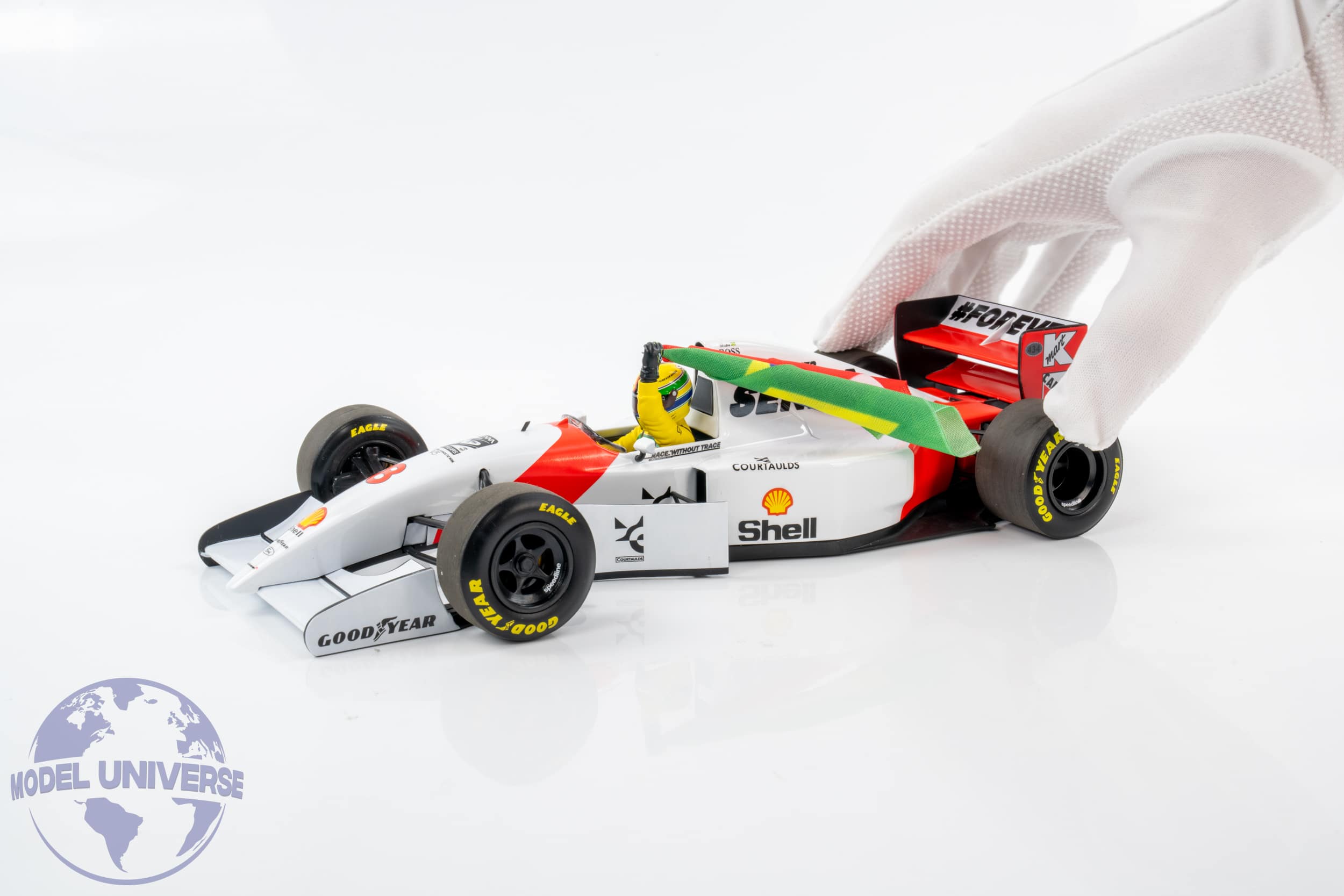 Minichamps - 1:18 McLaren Ford MP4/8 Sebastian Vettel - Ayrton