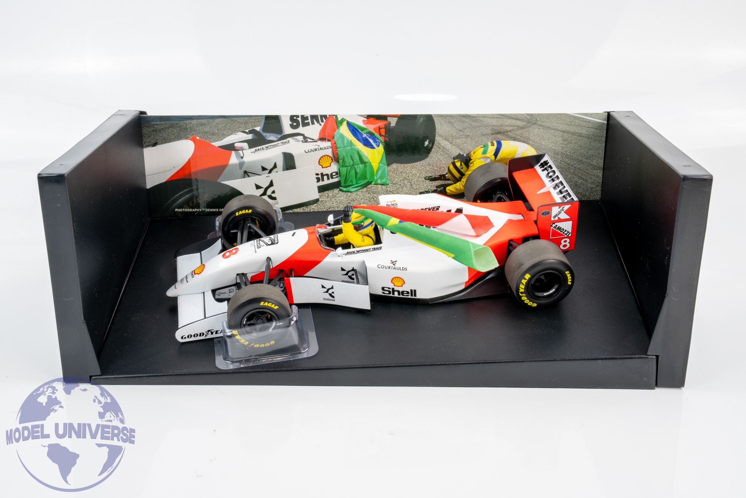 Minichamps - 1:18 McLaren Ford MP4/8 Sebastian Vettel - Ayrton