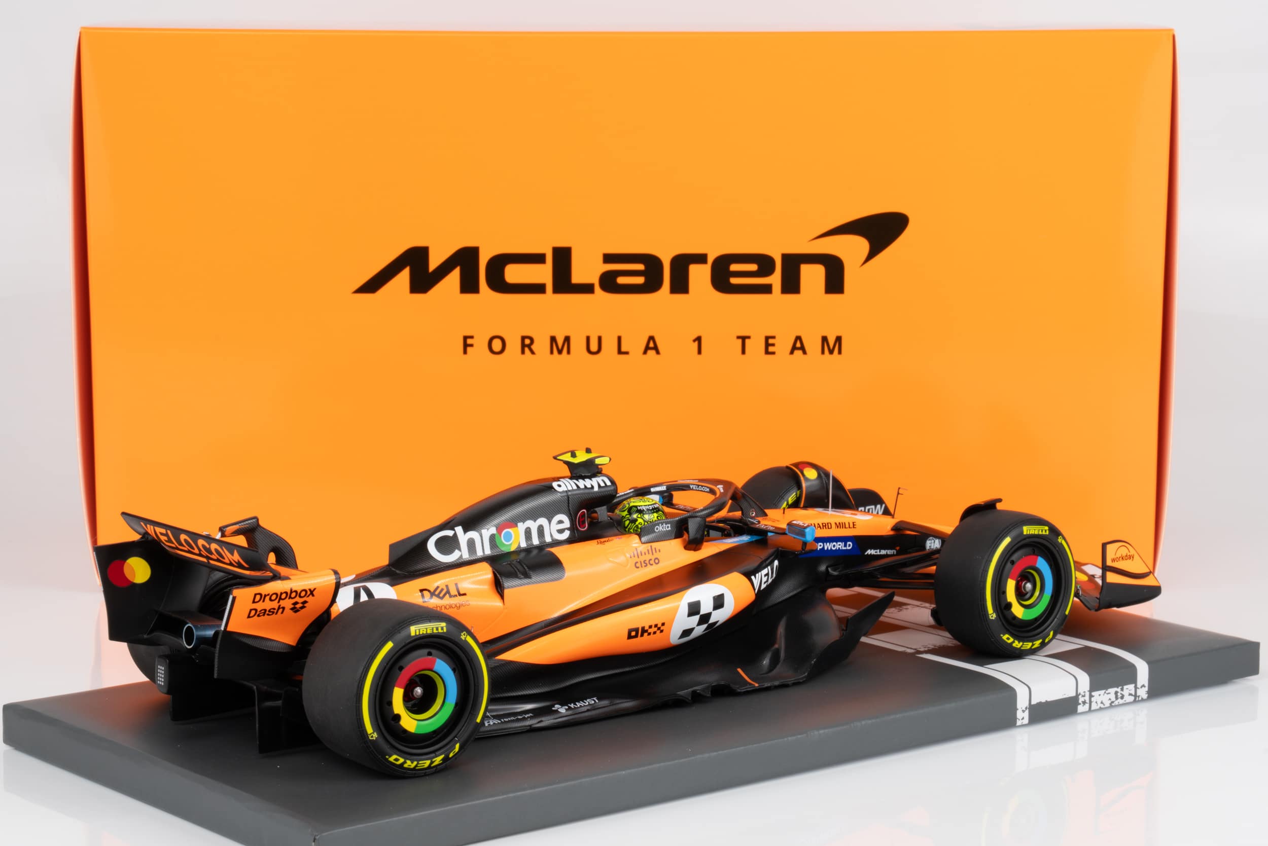 Minichamps 1:18 McLaren F1 MCL39 No.4 Lando Norris Winner Monaco GP 2025 (537252504) Limited Edition Resin Model 2 Minichamps 1:18 McLaren F1 MCL39 No.4 Lando Norris Winner Monaco GP 2025 (537252504) Limited Edition Resin Model - Image 2