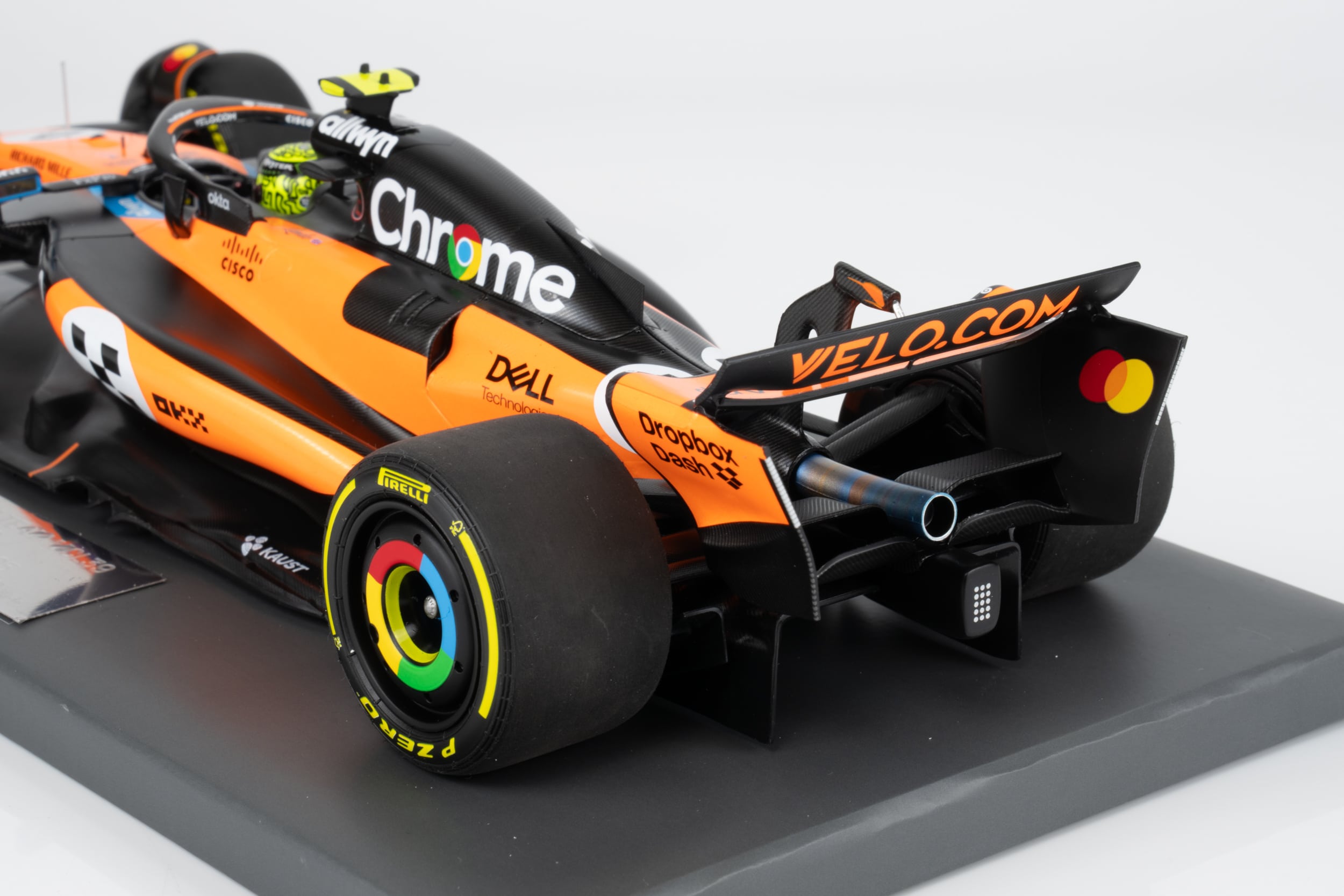 Minichamps 1:18 McLaren F1 MCL39 No.4 Lando Norris Winner Monaco GP 2025 (537252504) Limited Edition Resin Model 10 Minichamps 1:18 McLaren F1 MCL39 No.4 Lando Norris Winner Monaco GP 2025 (537252504) Limited Edition Resin Model - Image 10