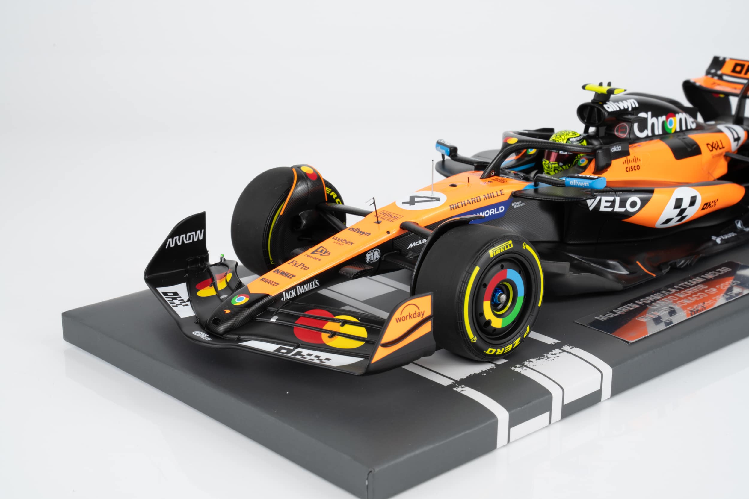 Minichamps 1:18 McLaren F1 MCL39 No.4 Lando Norris Winner Monaco GP 2025 (537252504) Limited Edition Resin Model 9 Minichamps 1:18 McLaren F1 MCL39 No.4 Lando Norris Winner Monaco GP 2025 (537252504) Limited Edition Resin Model - Image 9