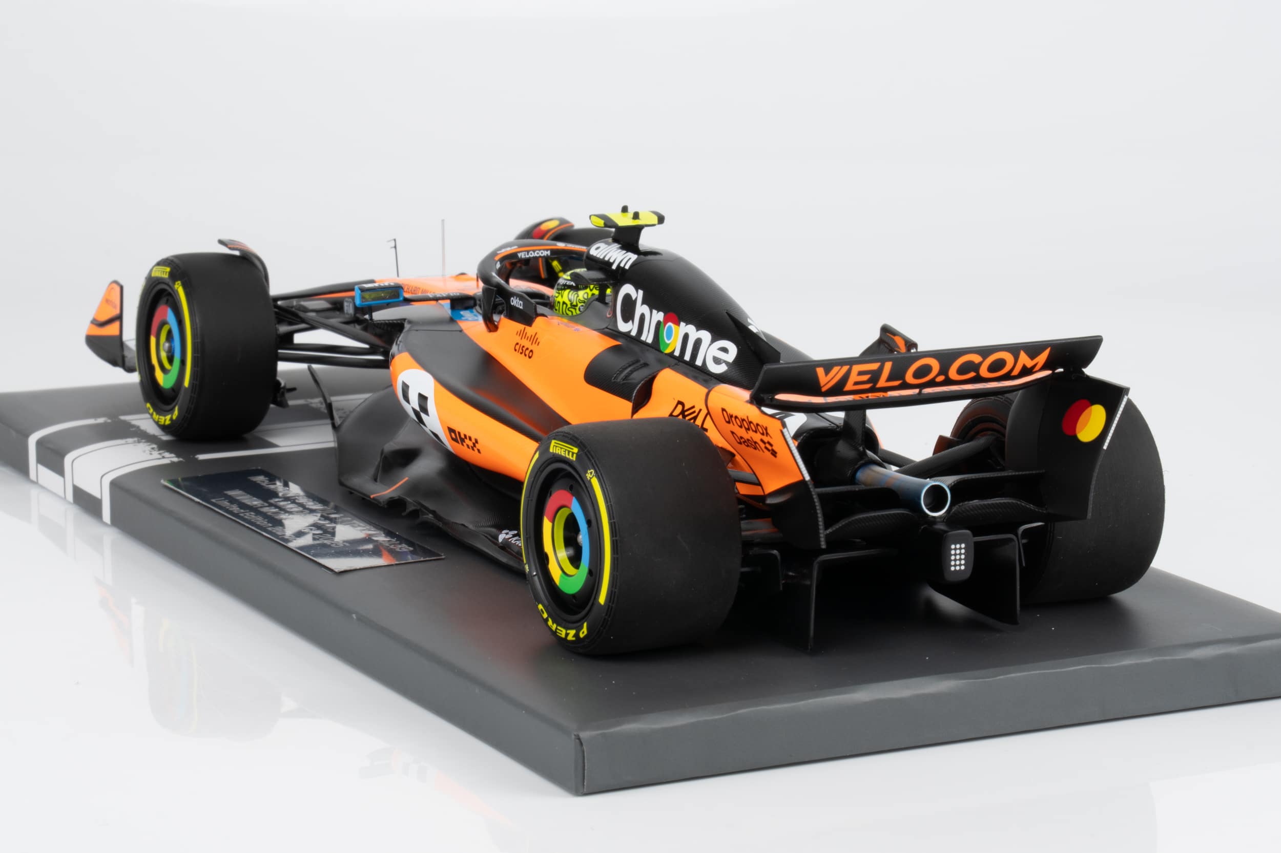 Minichamps 1:18 McLaren F1 MCL39 No.4 Lando Norris Winner Monaco GP 2025 (537252504) Limited Edition Resin Model 6 Minichamps 1:18 McLaren F1 MCL39 No.4 Lando Norris Winner Monaco GP 2025 (537252504) Limited Edition Resin Model - Image 6