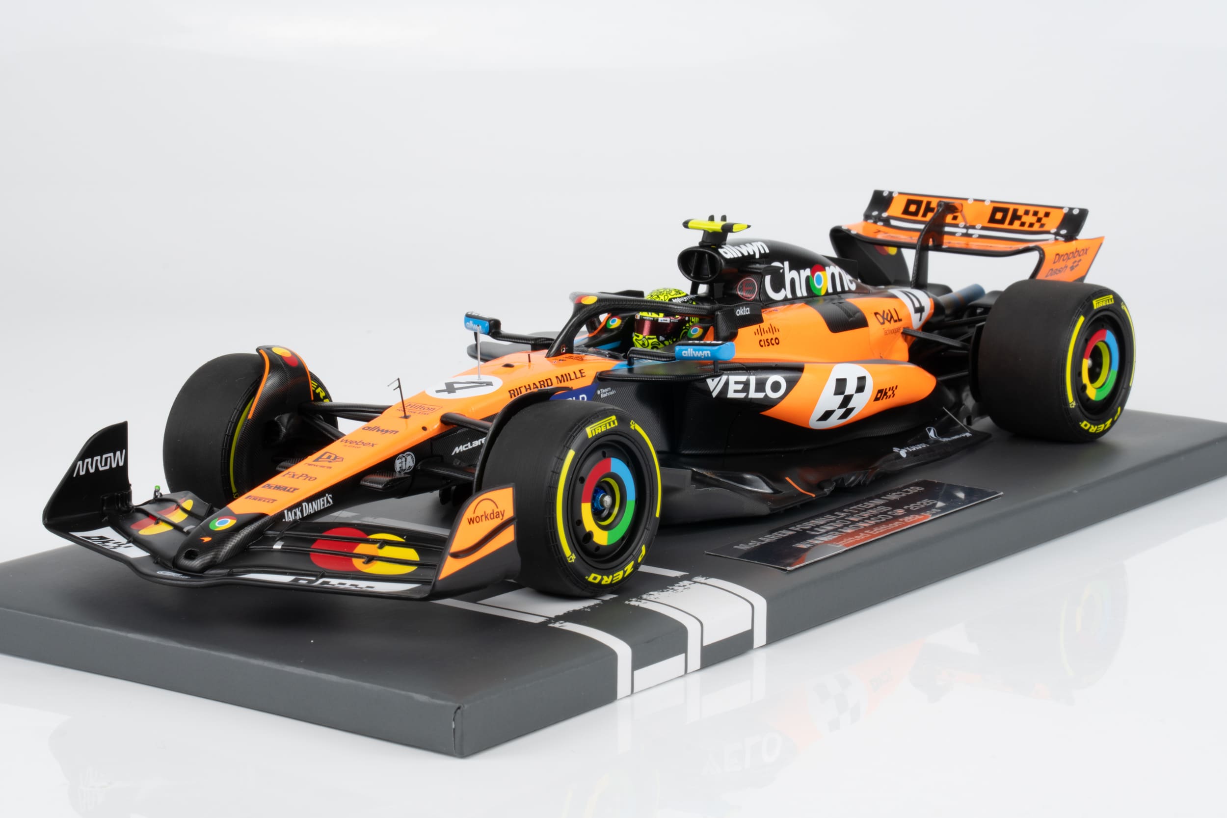 Minichamps 1:18 McLaren F1 MCL39 No.4 Lando Norris Winner Monaco GP 2025 (537252504) Limited Edition Resin Model 5 Minichamps 1:18 McLaren F1 MCL39 No.4 Lando Norris Winner Monaco GP 2025 (537252504) Limited Edition Resin Model - Image 5