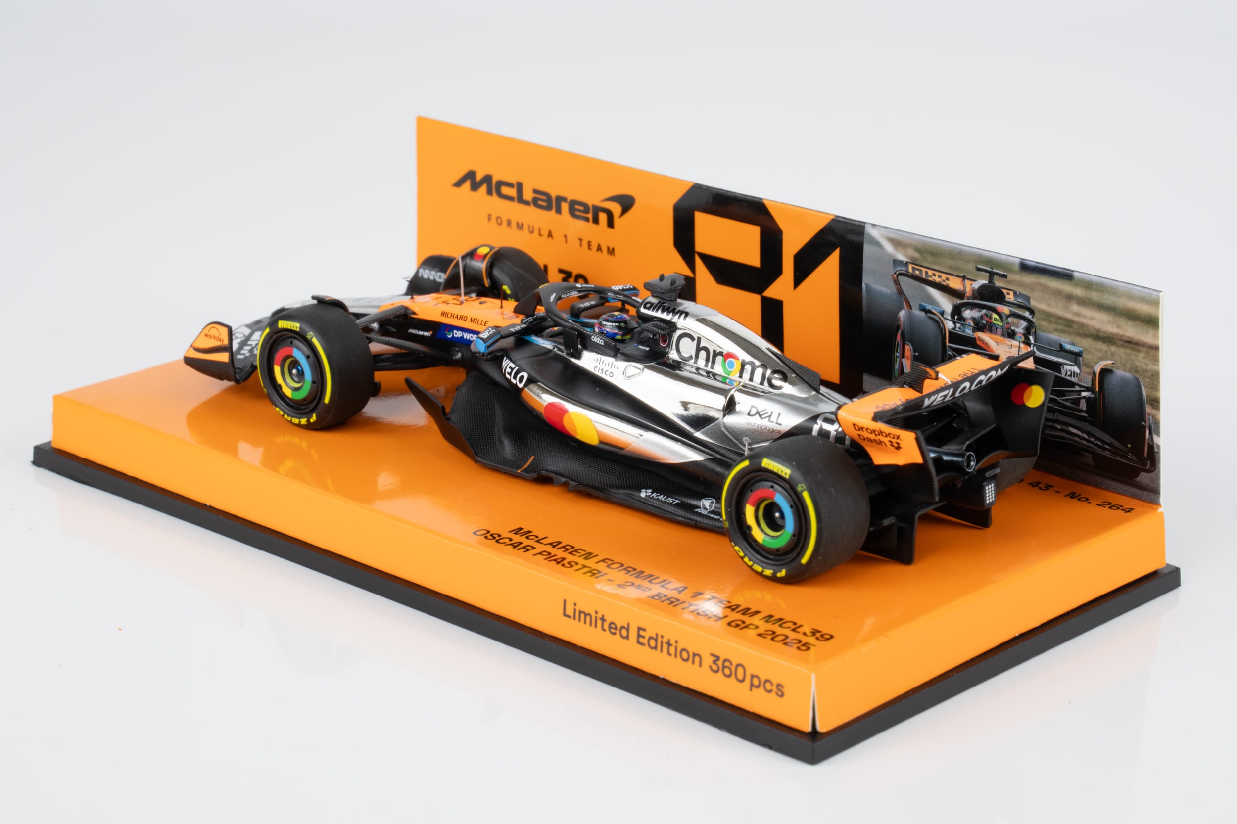 Minichamps 1:43 Mclaren F1 MCL39 No.81 Oscar Piastri 2nd British GP 2025 (537255481) Limited Edition Resin Model 3 Minichamps 1:43 Mclaren F1 MCL39 No.81 Oscar Piastri 2nd British GP 2025 (537255481) Limited Edition Resin Model - Image 3