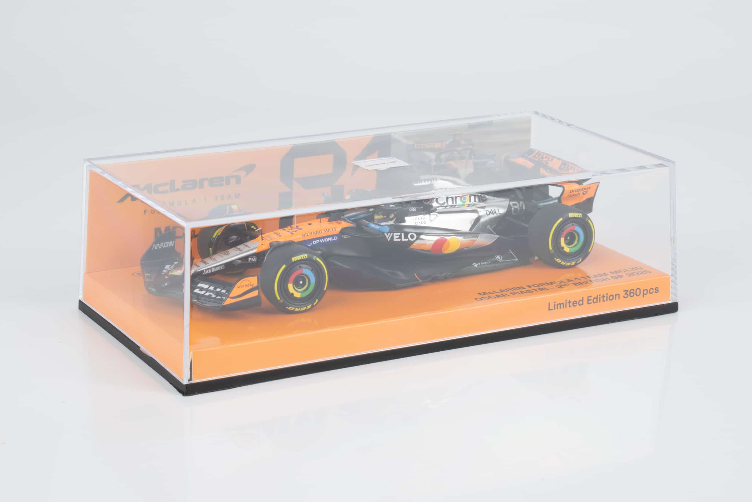 Minichamps 1:43 Mclaren F1 MCL39 No.81 Oscar Piastri 2nd British GP 2025 (537255481) Limited Edition Resin Model 2 Minichamps 1:43 Mclaren F1 MCL39 No.81 Oscar Piastri 2nd British GP 2025 (537255481) Limited Edition Resin Model - Image 2