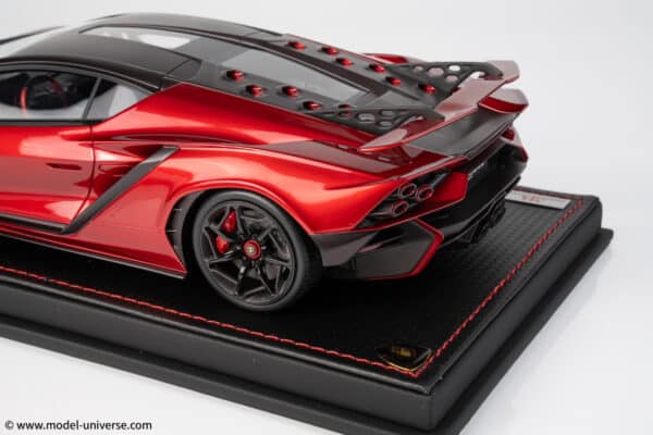 1:18 Lamborghini Invencible Rosso Efesto (Red) - Limited Edition Resin Model by MR Collection