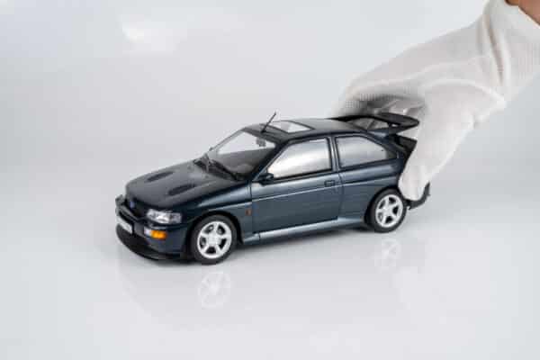 Norev 1:18 Ford Escort RS Cosworth Mallard Green 1992 (182790) Diecast Model 10 Norev 1:18 Ford Escort RS Cosworth Mallard Green 1992 (182790) Diecast Model