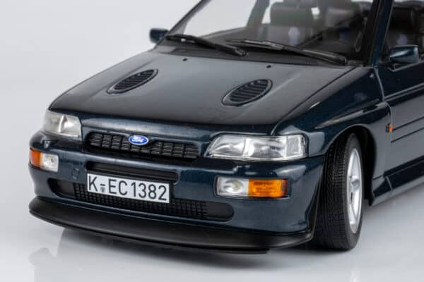 Norev 1:18 Ford Escort RS Cosworth Mallard Green 1992 (182790) Diecast Model 13 Norev 1:18 Ford Escort RS Cosworth Mallard Green 1992 (182790) Diecast Model