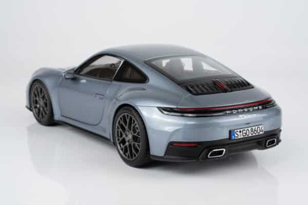Norev 1:18 Porsche 911 (992) Carrera 2025 Polar Silver Metallic (187170) Diecast Model 14 Norev 1:18 Porsche 911 (992) Carrera 2025 Polar Silver Metallic (187170) Diecast Model