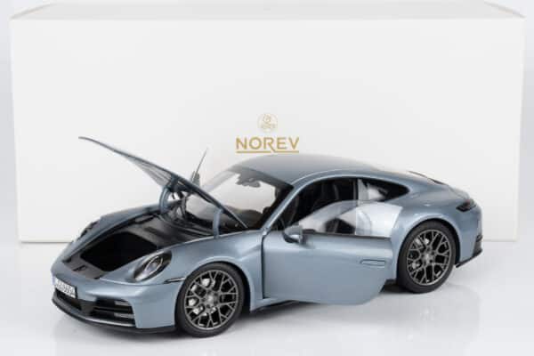 Norev 1:18 Porsche 911 (992) Carrera 2025 Polar Silver Metallic (187170) Diecast Model