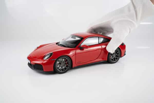 Norev 1:18 Porsche 911 (992) Carrera 2025 Guards Red (187171) Diecast Model 11 Norev 1:18 Porsche 911 (992) Carrera 2025 Guards Red (187171) Diecast Model