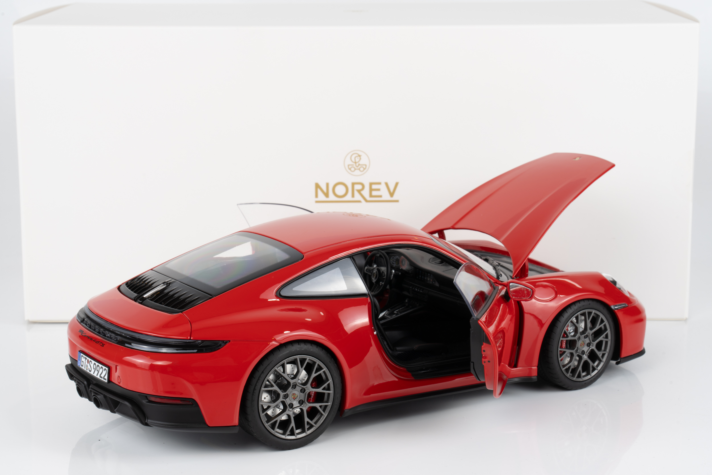 Norev 1:18 Porsche 911 (992) Carrera 2025 Guards Red (187171) Diecast Model 2 Norev 1:18 Porsche 911 (992) Carrera 2025 Guards Red (187171) Diecast Model - Image 2