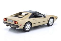 Norev - 1:18 Ferrari 308 GTS Quattrovalvolve Gold 1982