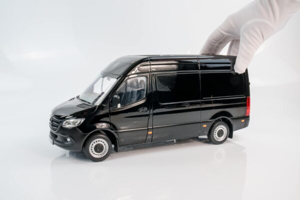 Norev - 1:18 Mercedes Sprinter Black 2018 - Diecast Model 13 Norev - 1:18 Mercedes Sprinter Black 2018 - Diecast Model