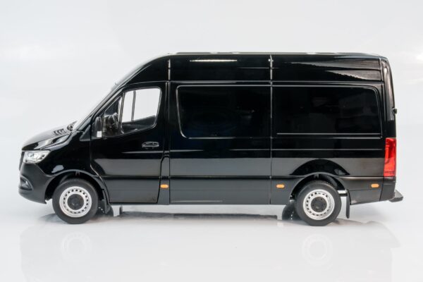 Norev - 1:18 Mercedes Sprinter Black 2018 - Diecast Model 21 Norev - 1:18 Mercedes Sprinter Black 2018 - Diecast Model