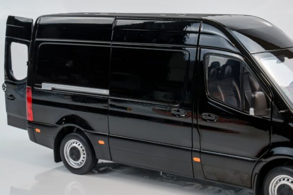 Norev - 1:18 Mercedes Sprinter Black 2018 - Diecast Model 15 Norev - 1:18 Mercedes Sprinter Black 2018 - Diecast Model