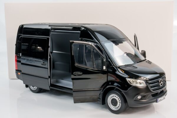 Norev - 1:18 Mercedes Sprinter Black 2018 - Diecast Model