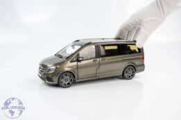 Norev - 1:18 Mercedes-Benz V Class AMG-Line 2018 Iridium Grey - Diecast Model