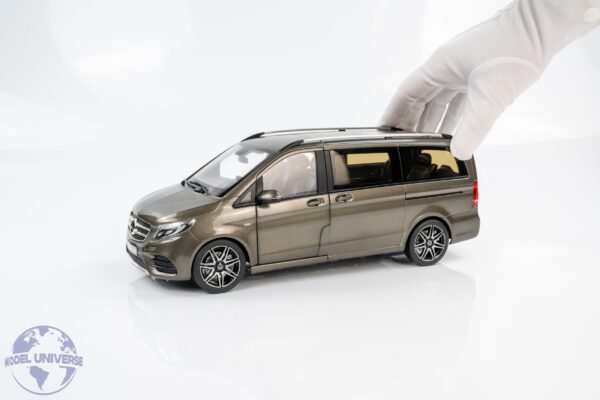 Norev - 1:18 Mercedes-Benz V Class AMG-Line 2018 Iridium Grey - Diecast Model 13 Norev - 1:18 Mercedes-Benz V Class AMG-Line 2018 Iridium Grey - Diecast Model