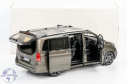 Norev - 1:18 Mercedes-Benz V Class AMG-Line 2018 Iridium Grey - Diecast Model