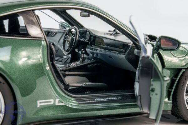 Norev - 1:18 Porsche 911 (992) S/T Malachite Green Metallic 2023 - Diecast Model 16 Norev - 1:18 Porsche 911 (992) S/T Malachite Green Metallic 2023 - Diecast Model