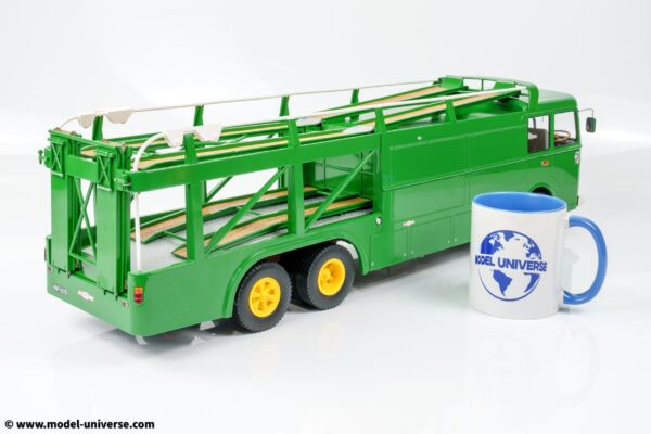 Norev - 1:18 Fiat Bartoletti Tipo 306/2 David Piper Racing Green Race Car Transporter - Limited Edition Diecast Model 18 Norev - 1:18 Fiat Bartoletti Tipo 306/2 David Piper Racing Green Race Car Transporter - Limited Edition Diecast Model