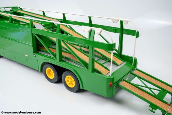 Norev - 1:18 Fiat Bartoletti Tipo 306/2 David Piper Racing Green Race Car Transporter - Limited Edition Diecast Model 23 Norev - 1:18 Fiat Bartoletti Tipo 306/2 David Piper Racing Green Race Car Transporter - Limited Edition Diecast Model