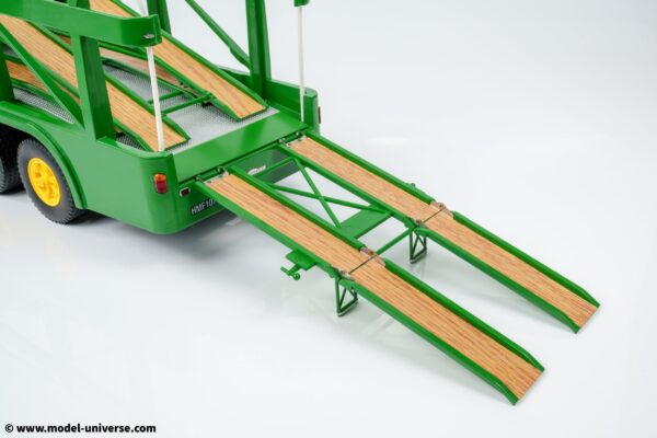 Norev - 1:18 Fiat Bartoletti Tipo 306/2 David Piper Racing Green Race Car Transporter - Limited Edition Diecast Model 22 Norev - 1:18 Fiat Bartoletti Tipo 306/2 David Piper Racing Green Race Car Transporter - Limited Edition Diecast Model