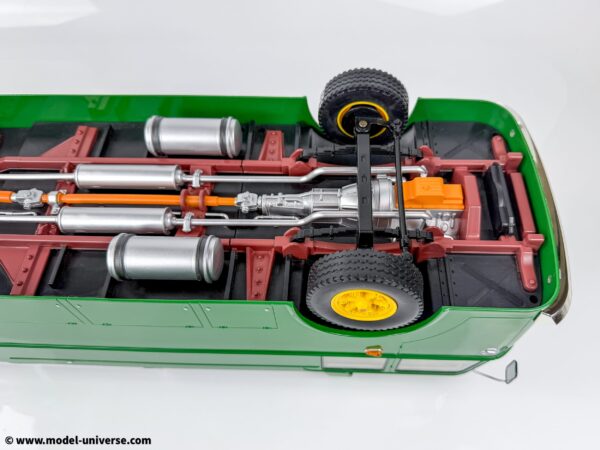 Norev - 1:18 Fiat Bartoletti Tipo 306/2 David Piper Racing Green Race Car Transporter - Limited Edition Diecast Model 26 Norev - 1:18 Fiat Bartoletti Tipo 306/2 David Piper Racing Green Race Car Transporter - Limited Edition Diecast Model