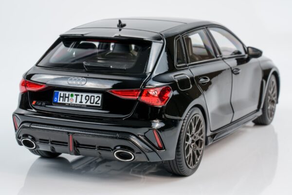Norev - 1:18 Audi RS3 Hatchback Myth Black 2025 - Diecast Model 21 Norev - 1:18 Audi RS3 Hatchback Myth Black 2025 - Diecast Model