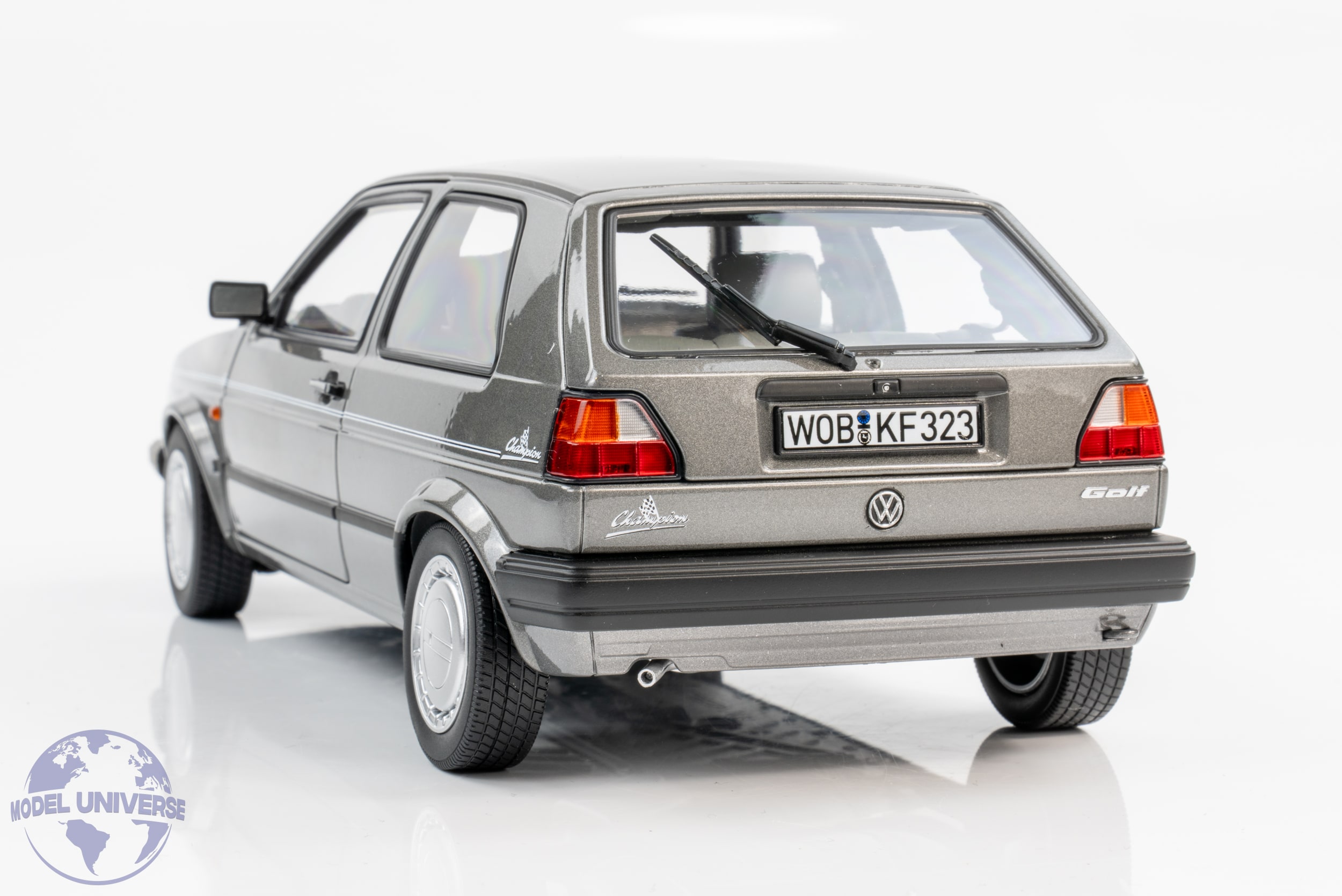 Norev - 1:18 Volkswagen VW Golf II Champion Grey Metallic 1989 - Diecast Model 10 Norev - 1:18 Volkswagen VW Golf II Champion Grey Metallic 1989 - Diecast Model