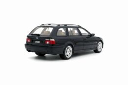 otto mobile - 1:18 bmw e39 540 touring m-pack black 2001