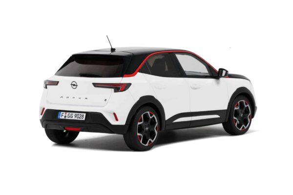 Otto Mobile 1:18 Opel Mokka-E GS Line Jade White (G20) 2021 (OT1045) 8 Otto Mobile 1:18 Opel Mokka-E GS Line Jade White (G20) 2021 (OT1045)