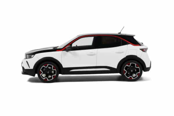 Otto Mobile 1:18 Opel Mokka-E GS Line Jade White (G20) 2021 (OT1045)