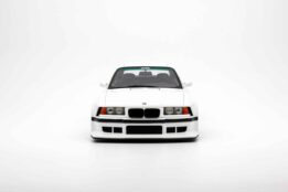 1:18 BMW E36 Khyzyl Saleem Alpine White 300 2022 - Limited Edition Resin Model - Otto Mobile