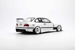 1:18 BMW E36 Khyzyl Saleem Alpine White 300 2022 - Limited Edition Resin Model - Otto Mobile