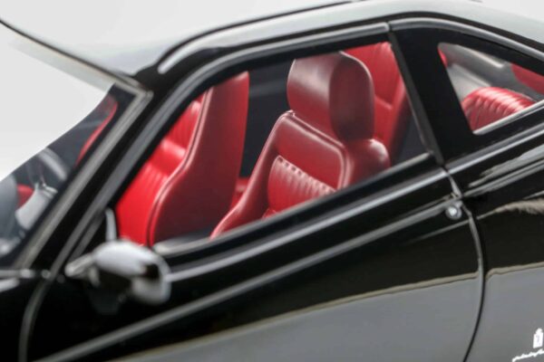 Otto Mobile - 1:18 Alfa Romeo GTV V6 (916) Black 2000