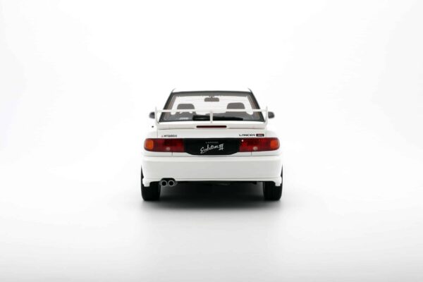 Otto Mobile - 1:18 Mitsubishi Lancer Evo III White 1995
