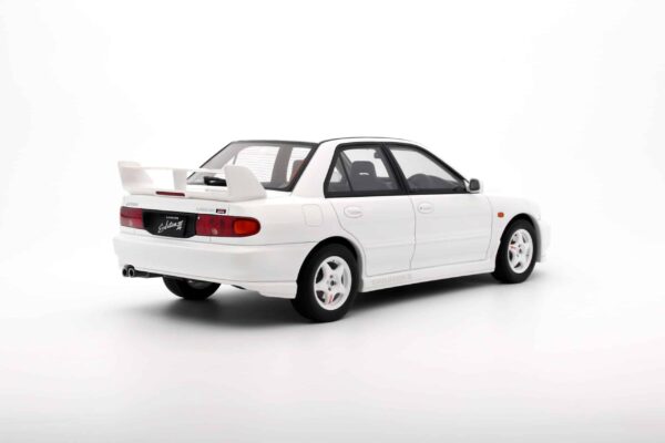 Otto Mobile - 1:18 Mitsubishi Lancer Evo III White 1995