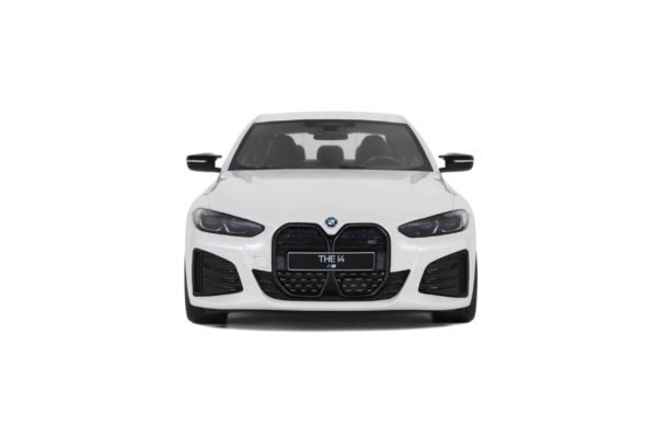 Otto Mobile 1:18 BMW I4 M50 Mineral White Metallic (C6A) 2021 (OT1074) 10 Otto Mobile 1:18 BMW I4 M50 Mineral White Metallic (C6A) 2021 (OT1074)