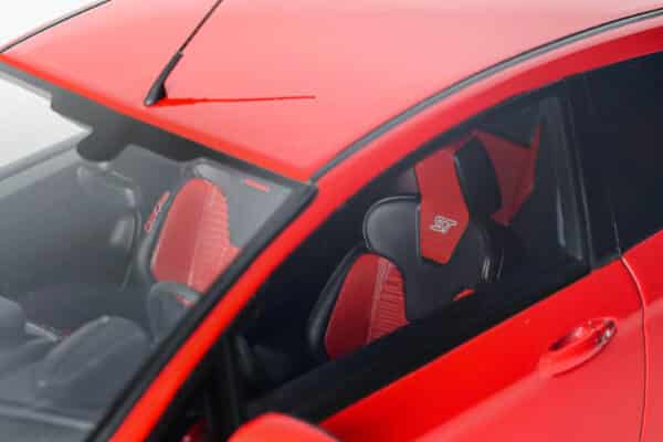 Ford Fiesta Mk7 ST Race Red 2016 - Limited Edition - 1:18 Scale Resin Model by Otto Mobile