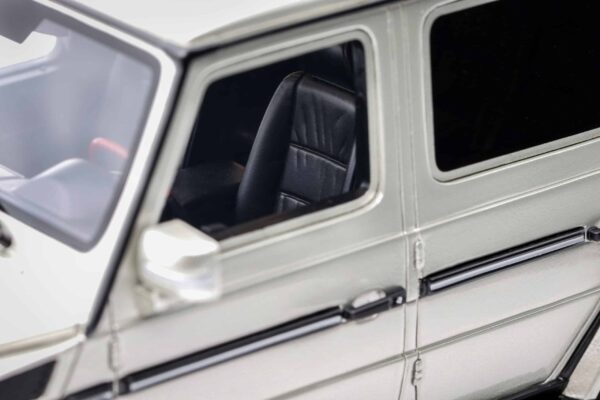 Otto Mobile 1:18 Mercedes-Benz G55 AMG Iridium Silver 2003 (OT1126) 15 Otto Mobile 1:18 Mercedes-Benz G55 AMG Iridium Silver 2003 (OT1126)