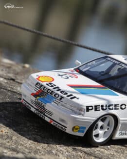 Otto Mobile - 1:18 Peugeot 405 MI16 BTCC R.Gravett 1992