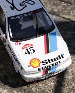 Otto Mobile - 1:18 Peugeot 405 MI16 BTCC R.Gravett 1992 - Limited Edition Resin Model