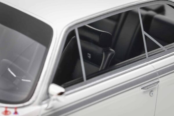 Otto Mobile 1:18 BMW 3.0 CSL Chamonix White 1972 (OT1145) Limited Edition Resin Model 15 Otto Mobile 1:18 BMW 3.0 CSL Chamonix White 1972 (OT1145) Limited Edition Resin Model