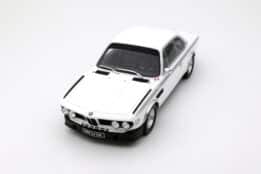 Otto Mobile - 1:18 BMW 3.0 CSL Chamonix White 1972 - Limited Edition Resin Model