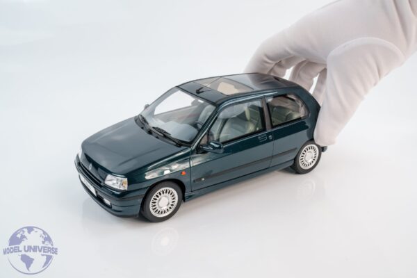 Otto - 1:18 Renault Clio Baccara 1.8 Abyss Green 1995 - Limited Edition Resin Model 5 Otto - 1:18 Renault Clio Baccara 1.8 Abyss Green 1995 - Limited Edition Resin Model