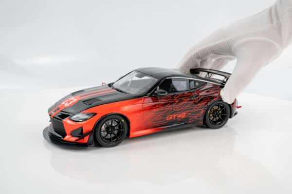 Otto Mobile - 1:18 Nissan Z GT4 Sema Show Red 2022 - Limited Edition Resin Model 10 Otto Mobile - 1:18 Nissan Z GT4 Sema Show Red 2022 - Limited Edition Resin Model